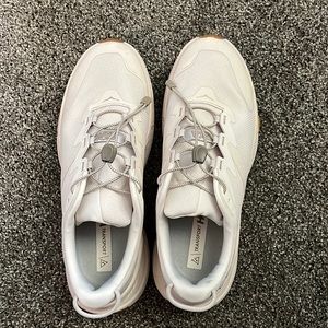 Hoka One One Women’s Transport Sneakers / Eggnog / 10B